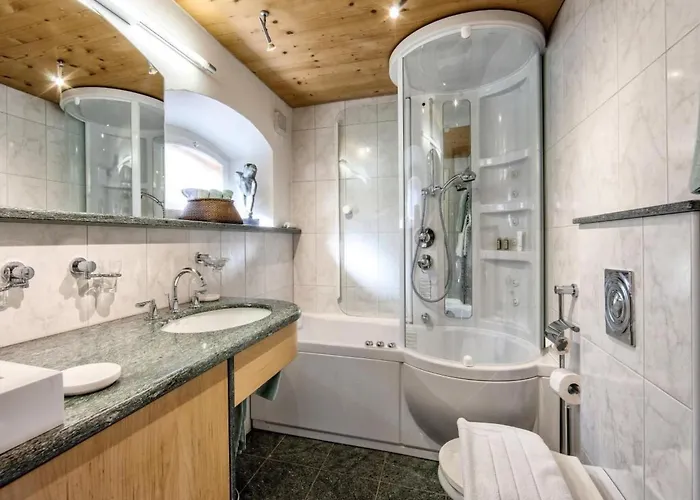 Holiday home Floeka-hus By Interhome Arosa